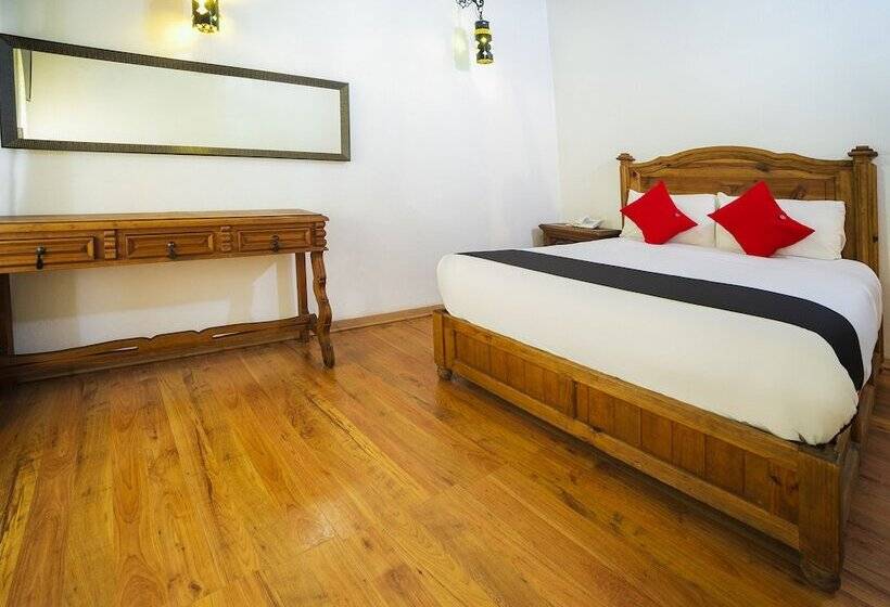 غرفة قياسية, La Mansión Del Quijote