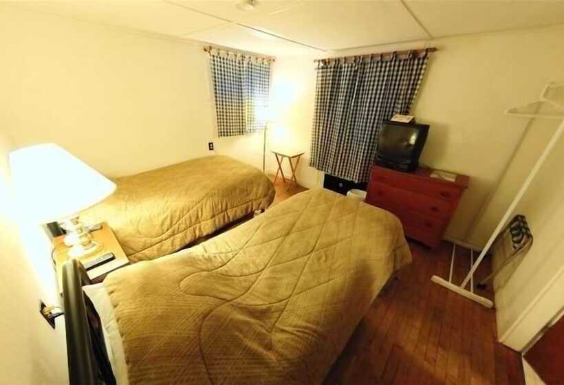 اتاق استاندارد, The Riverside Inn