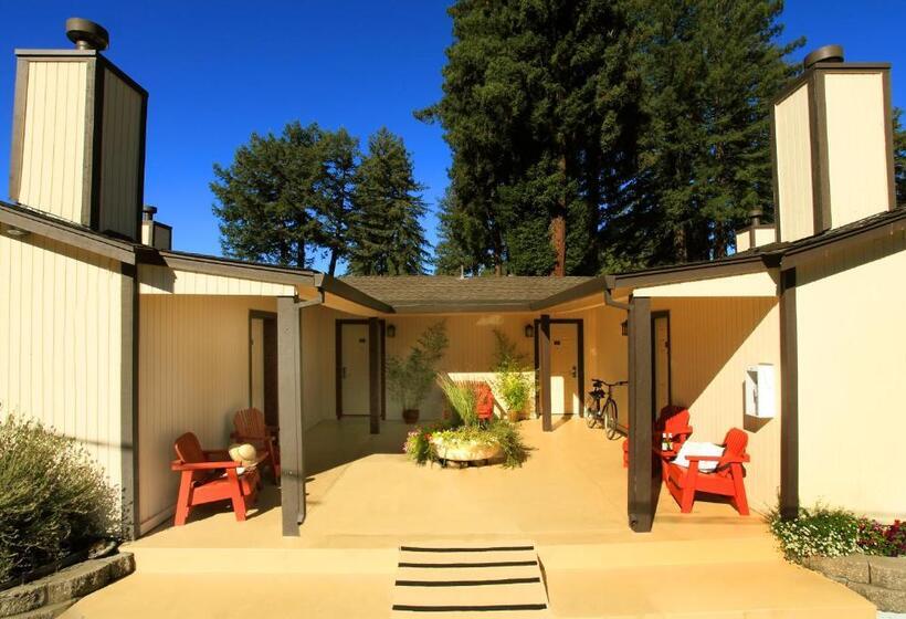 스위트 킹사이즈 침대, West Sonoma Inn & Spa