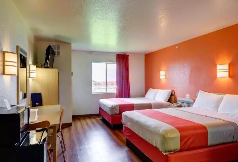 スタンダードルーム, Motel 6el Reno, Ok