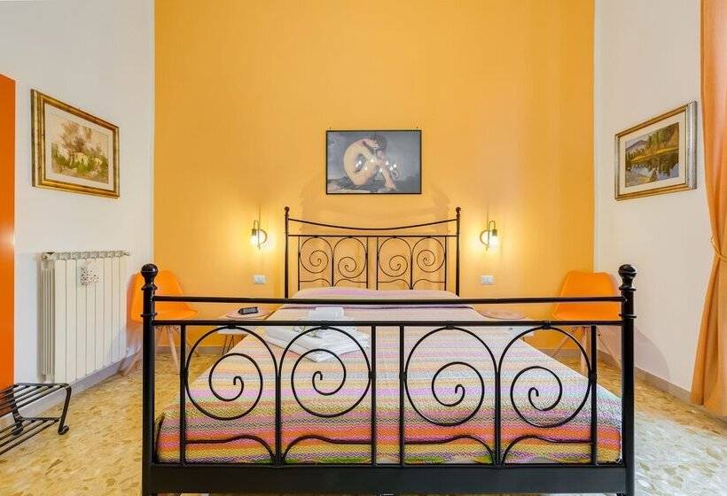 חדר קומפורט לשלושה, 2 Passi Al Colosseo B&b