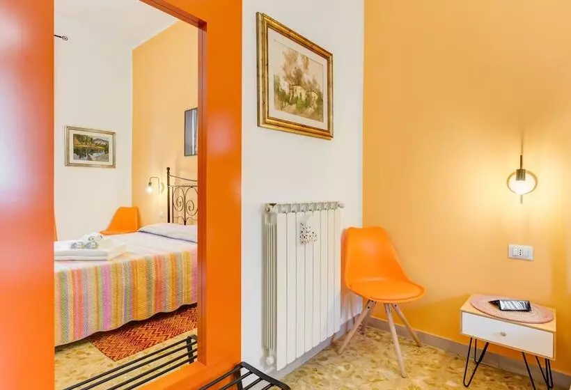 اتاق راحتی سه تخته, 2 Passi Al Colosseo B&b