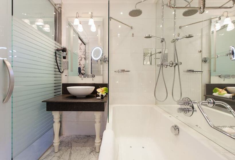 اتاق لوکس, Amsterdam Canal