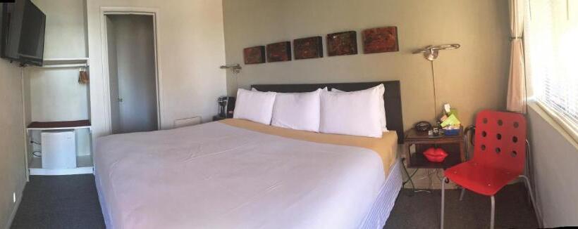 Стандартный Номер Кровать Кинг, Bayfront Inn