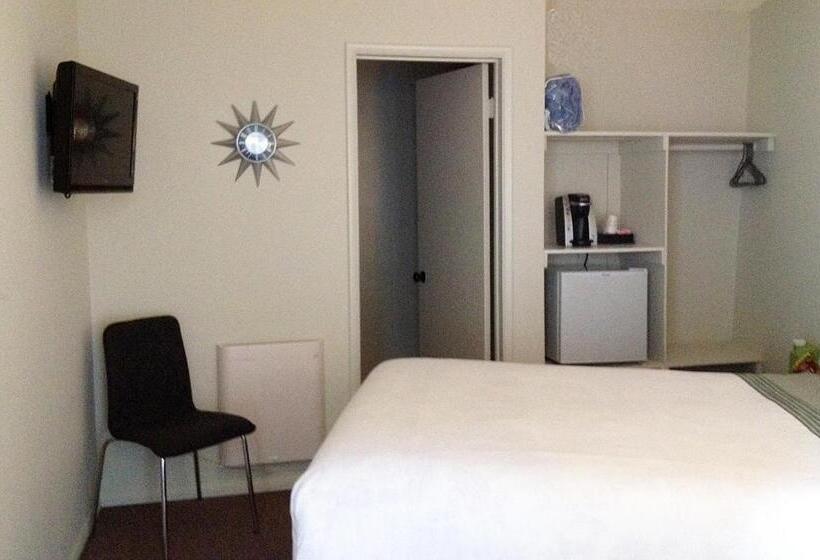 Номер Economy, Bayfront Inn