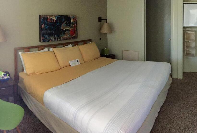 Стандартный Номер Кровать Кинг, Bayfront Inn