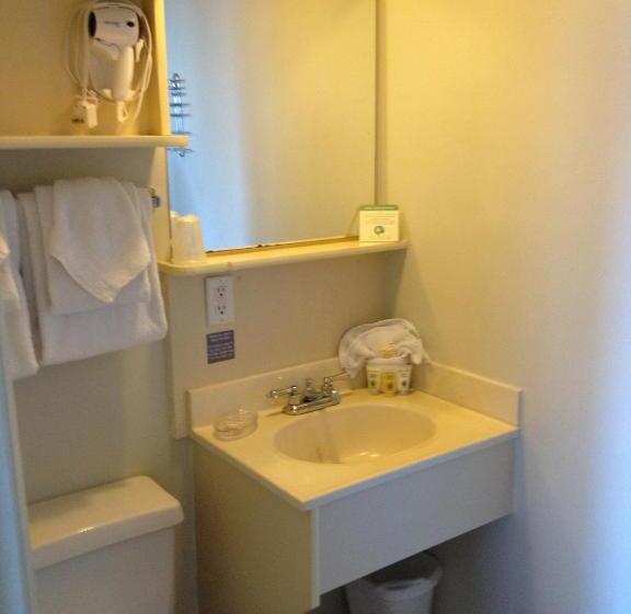 Номер Deluxe Кровать Кинг, Bayfront Inn