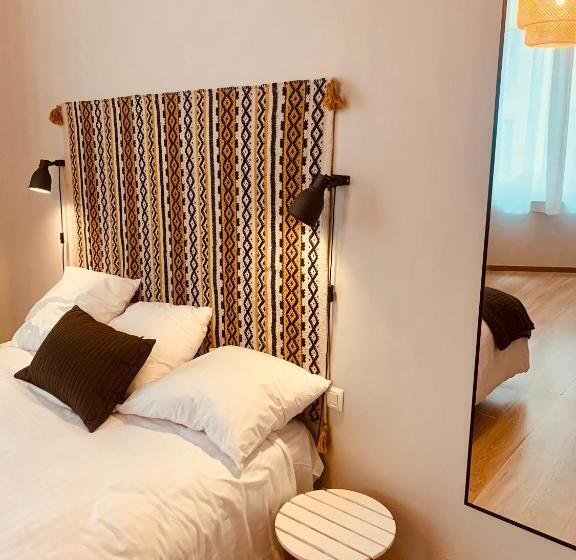 اتاق استاندارد, Du Parlement