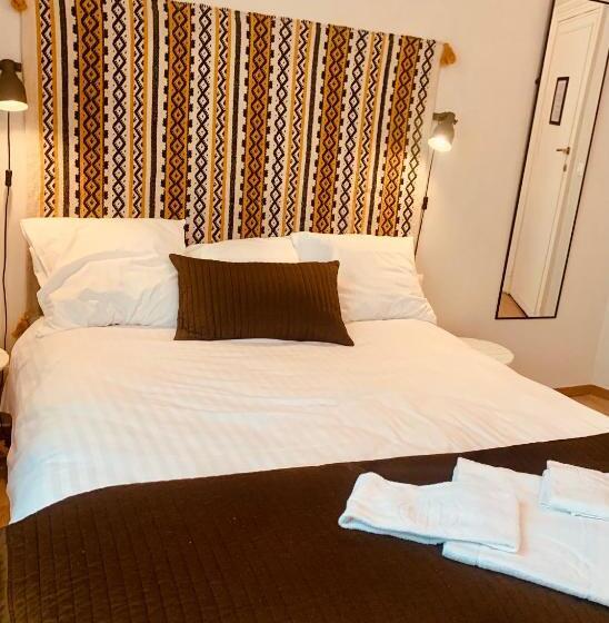 اتاق استاندارد, Du Parlement