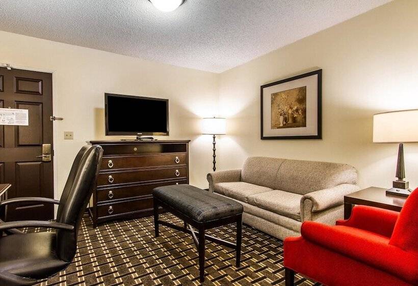 جناح, Evangeline Downs Hotel, Ascend Hotel Collection