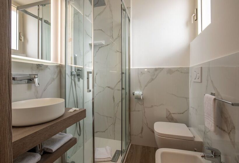 Triple Room Sea View, La Scaletta