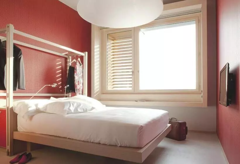 Deluxe Zimmer, Nu