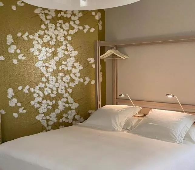 Suite, Nu