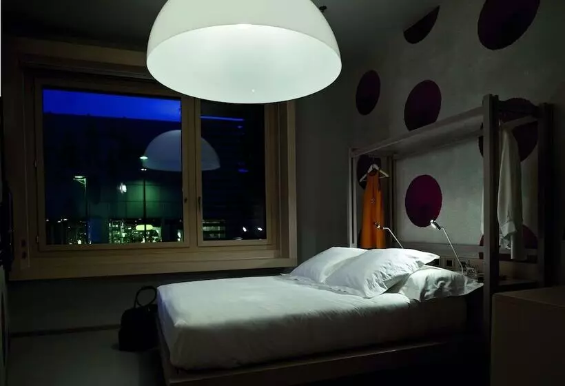 Deluxe Zimmer, Nu