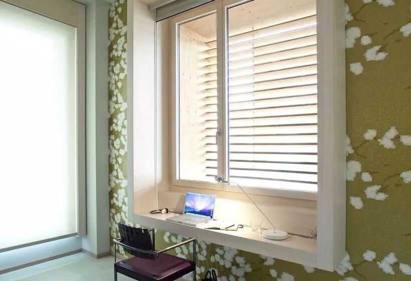Junior Suite, Nu