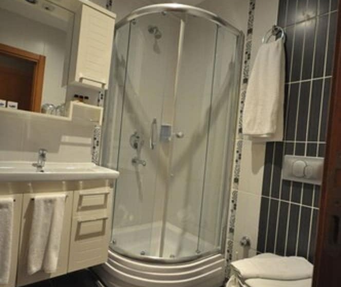 Четырехместный Номер Стандарт, Retropera