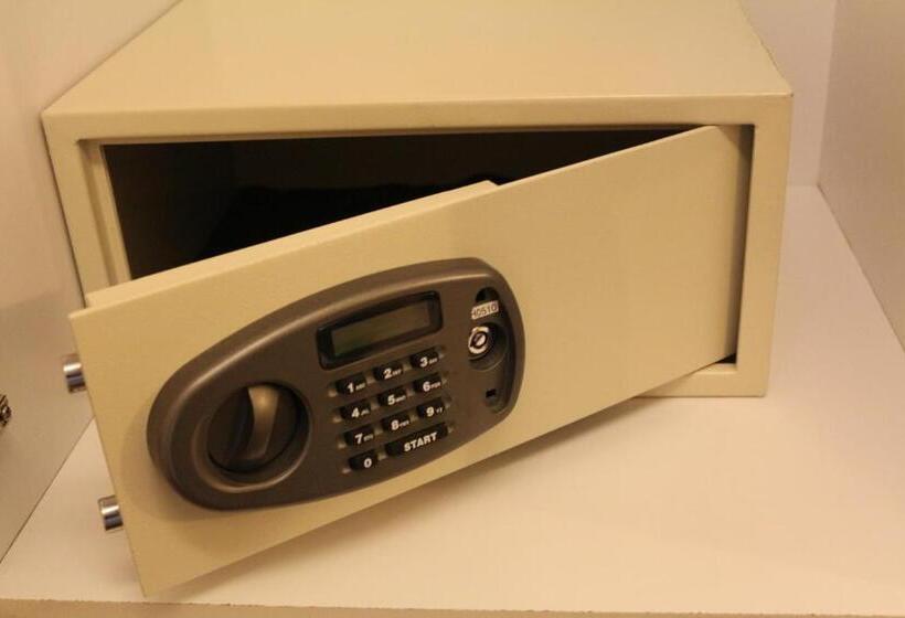 Номер Стандарт Индивидуальный, Retropera