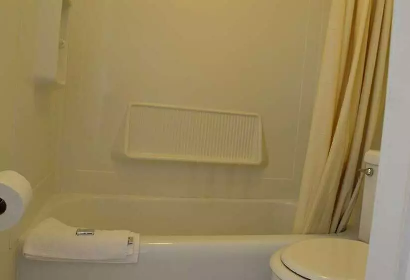 ２ダブルベッドのスタンダードルーム, Budget Inn