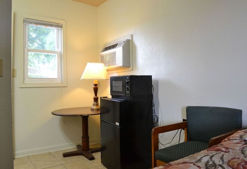 스탠다드 룸 더블 침대 2개, Budget Inn