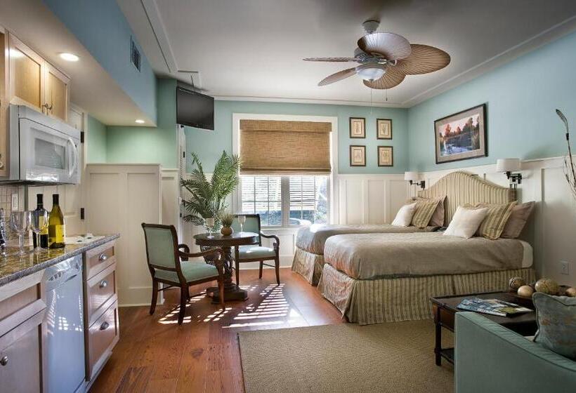 Студия Deluxe, The Inlet Sports Lodge