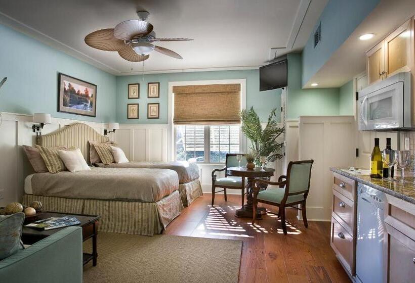 Номер Стандарт, The Inlet Sports Lodge