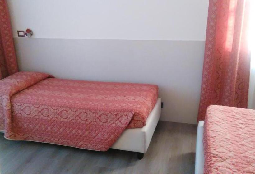 スタンダードトリプルルーム, Alla Bianca