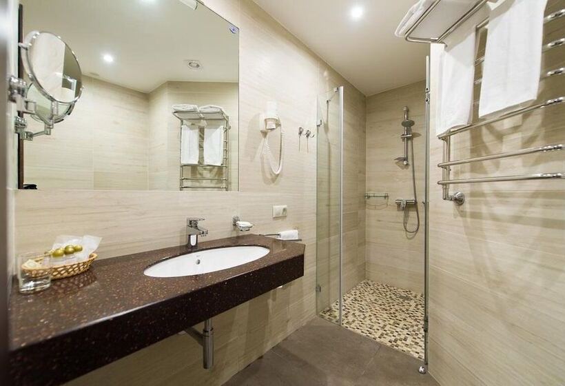 غرفة قياسية فردية, Bagration