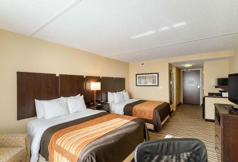 غرفة قياسية لذوى الاحتياجات الخاصة, Comfort Inn & Suites