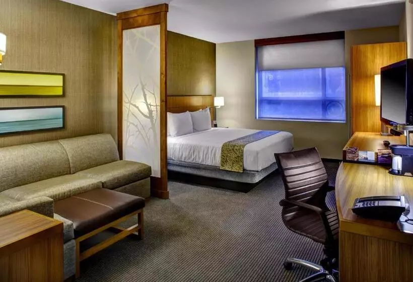 Standard-invahuone, Hyatt Place Delray Beach