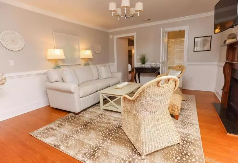 ２ベッドスイートルーム, The Burrus House Inn Waterfront Suites