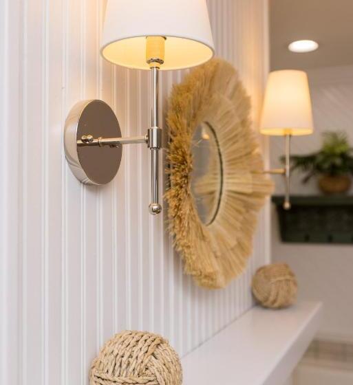 غرفة قياسية مطلّة علي البحر, The Burrus House Inn Waterfront Suites