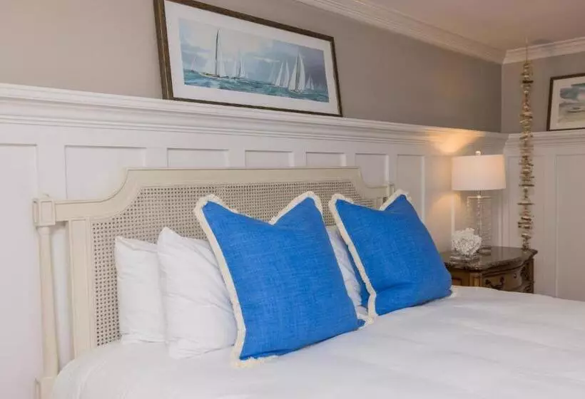 オーシャンビューデラックススイート, The Burrus House Inn Waterfront Suites