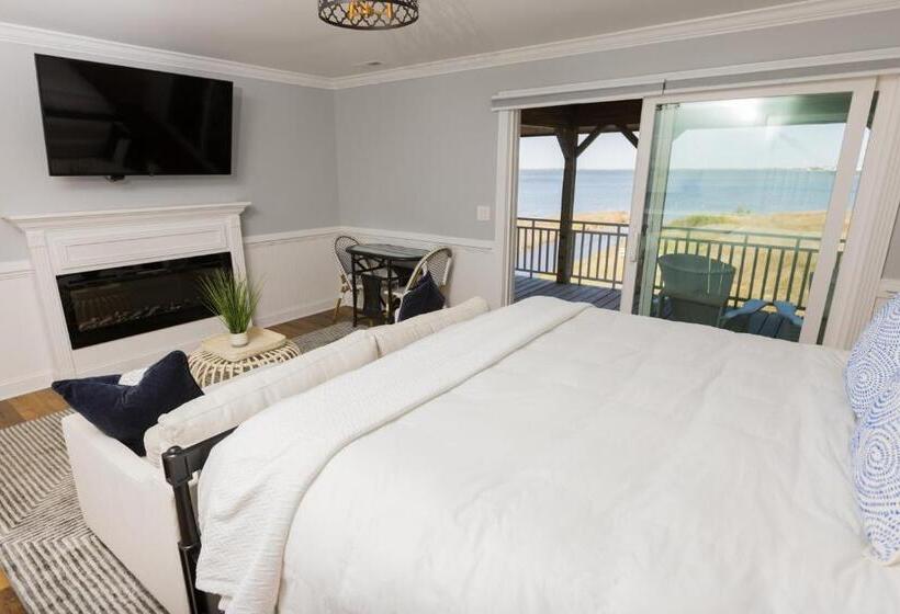 Стандартный Номер Кровать Кинг, The Burrus House Inn Waterfront Suites