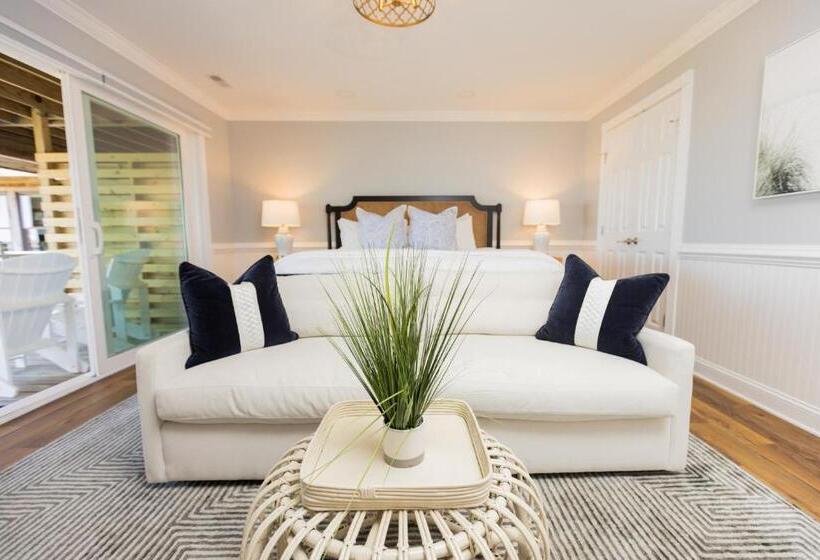 غرفة قياسية سرير كينج, The Burrus House Inn Waterfront Suites