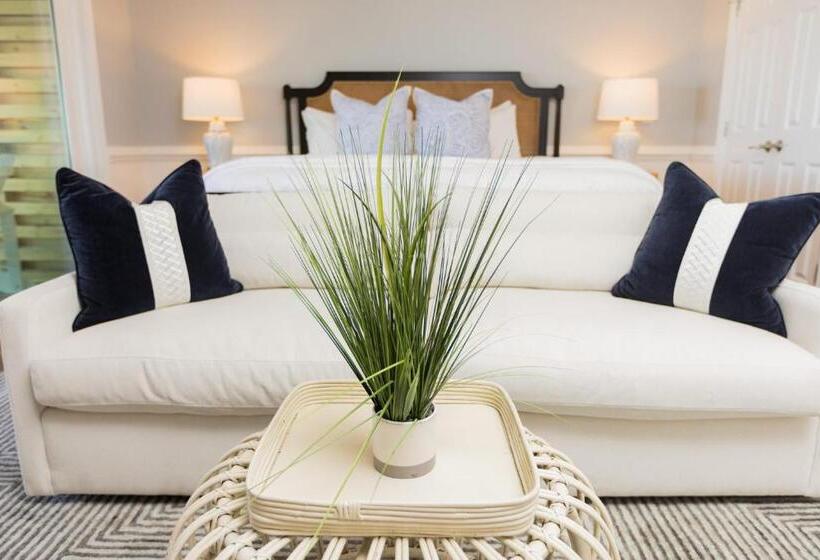 غرفة قياسية سرير كينج, The Burrus House Inn Waterfront Suites