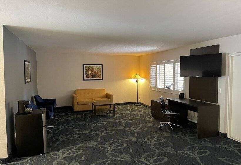 جناح سرير كينج, The Historic Brookdale Lodge, Santa Cruz Mountains