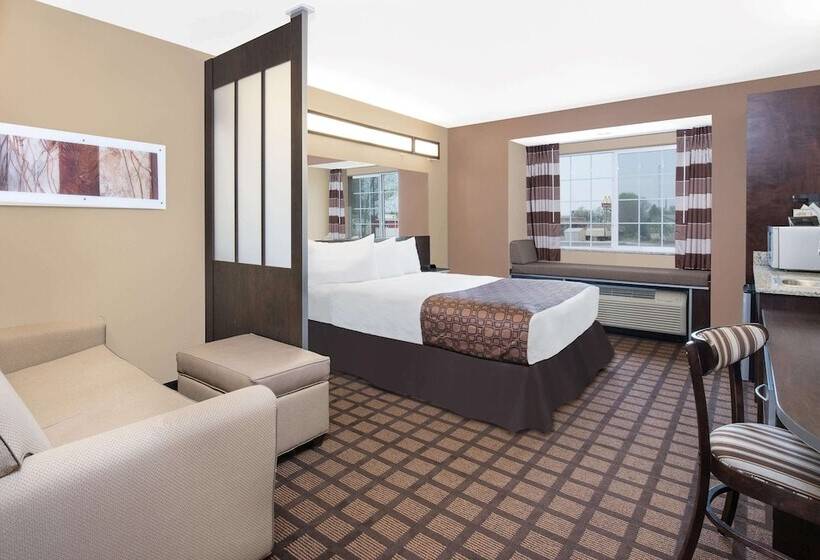 جناح لذوى الاحتياجات الخاصة, Microtel Inn & Suites