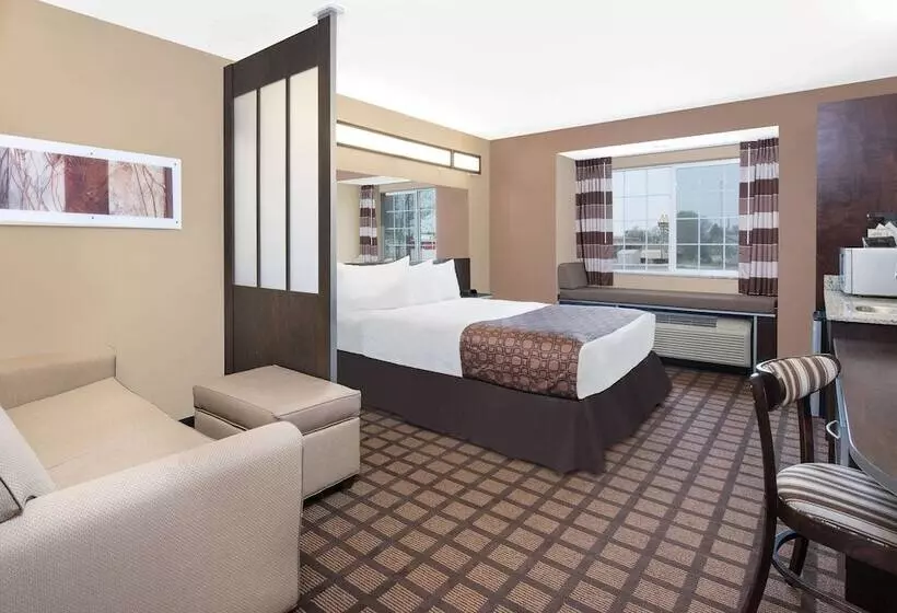 身障者適用スイートルーム, Microtel Inn & Suites