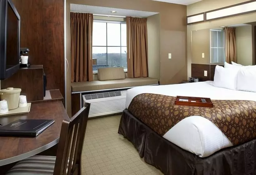 デラックスルーム, Microtel Inn & Suites By Wyndham Wheeling At The Highlands