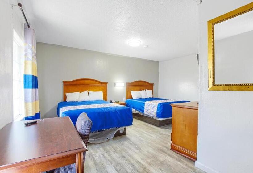 חדר סטנדרט, Adams Inn