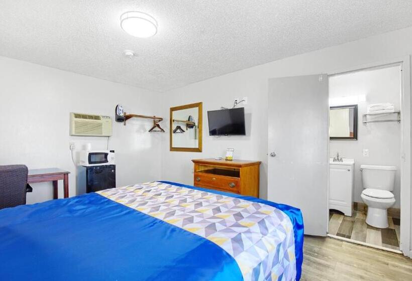 חדר סטנדרט, Adams Inn