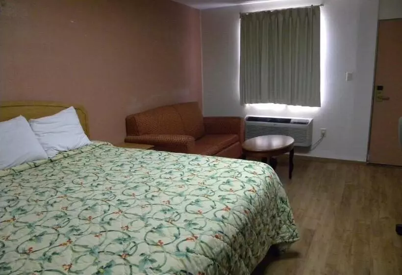 キングサイズベッドのスタンダードルーム, Guest Inn Rogers