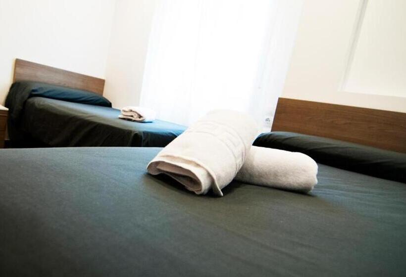 Apartament 2 Dormitoris, Plaza De La Luz Cádiz