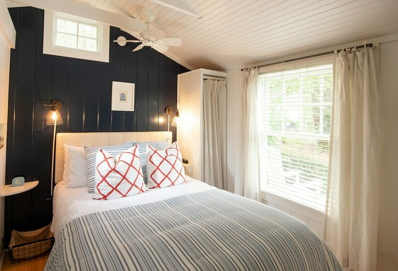 کابین, The Cottages At Cabot Cove