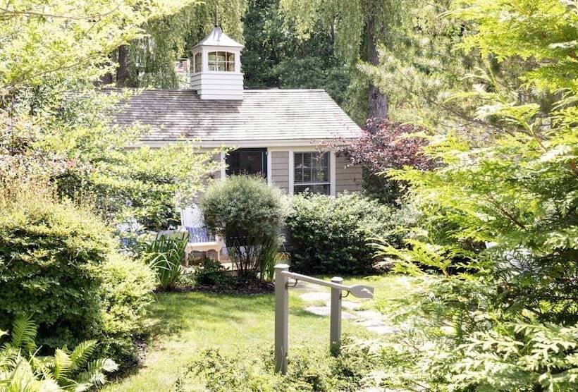 کابین, The Cottages At Cabot Cove