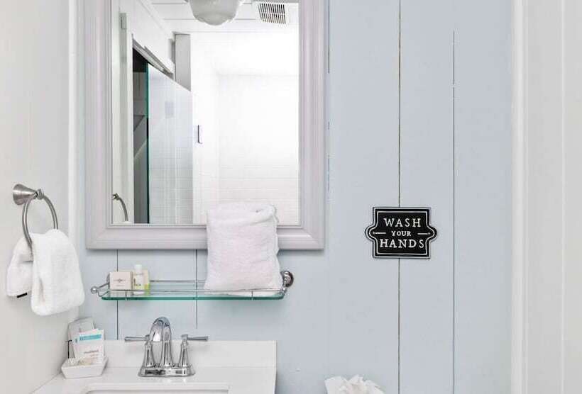 کابین, The Cottages At Cabot Cove