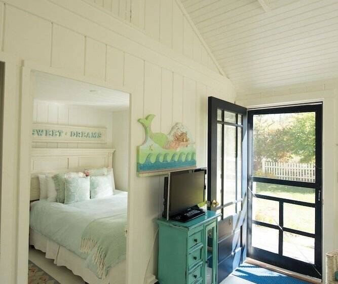 کابین, The Cottages At Cabot Cove