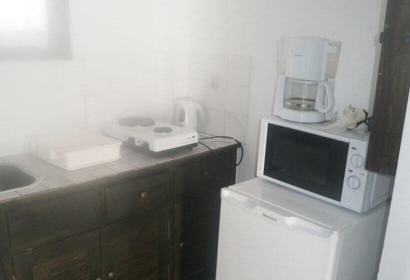 Apartamento 2 Dormitórios, Villa Ostria