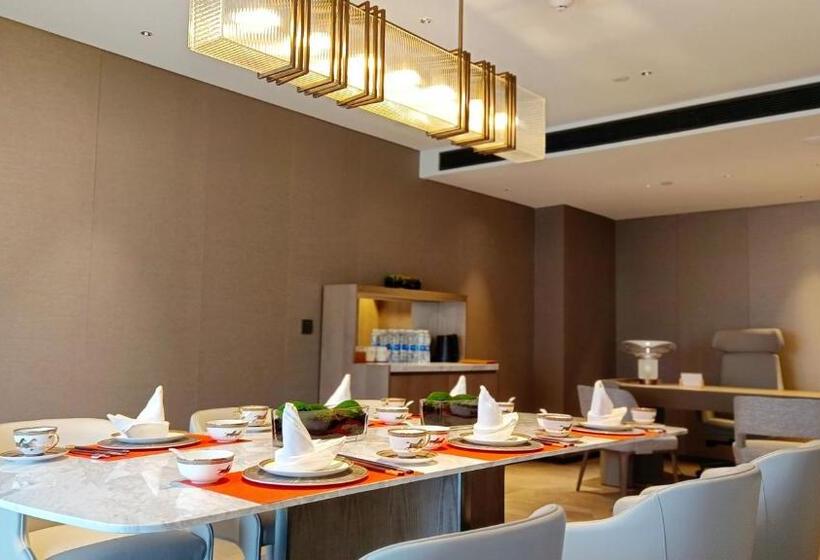 Люкс, Crowne Plaza Hohhot City Center