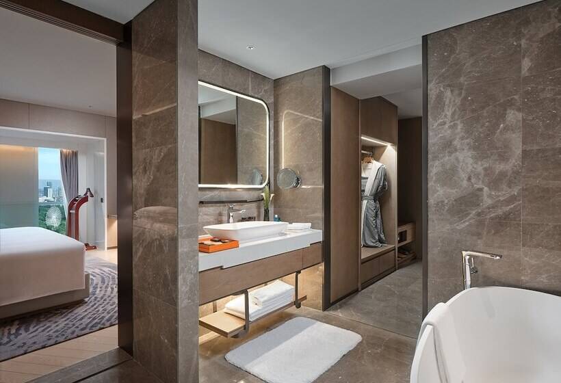 Люкс, Crowne Plaza Hohhot City Center